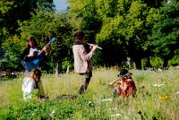 Musicians in London Fields