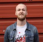 Profile picture © Tom Phelan